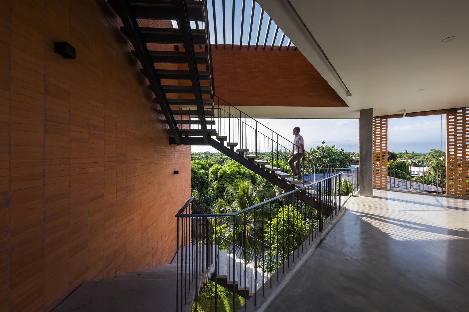 View from the Ben Tre Hotel stairs, Photo by Hiroyuki Oki