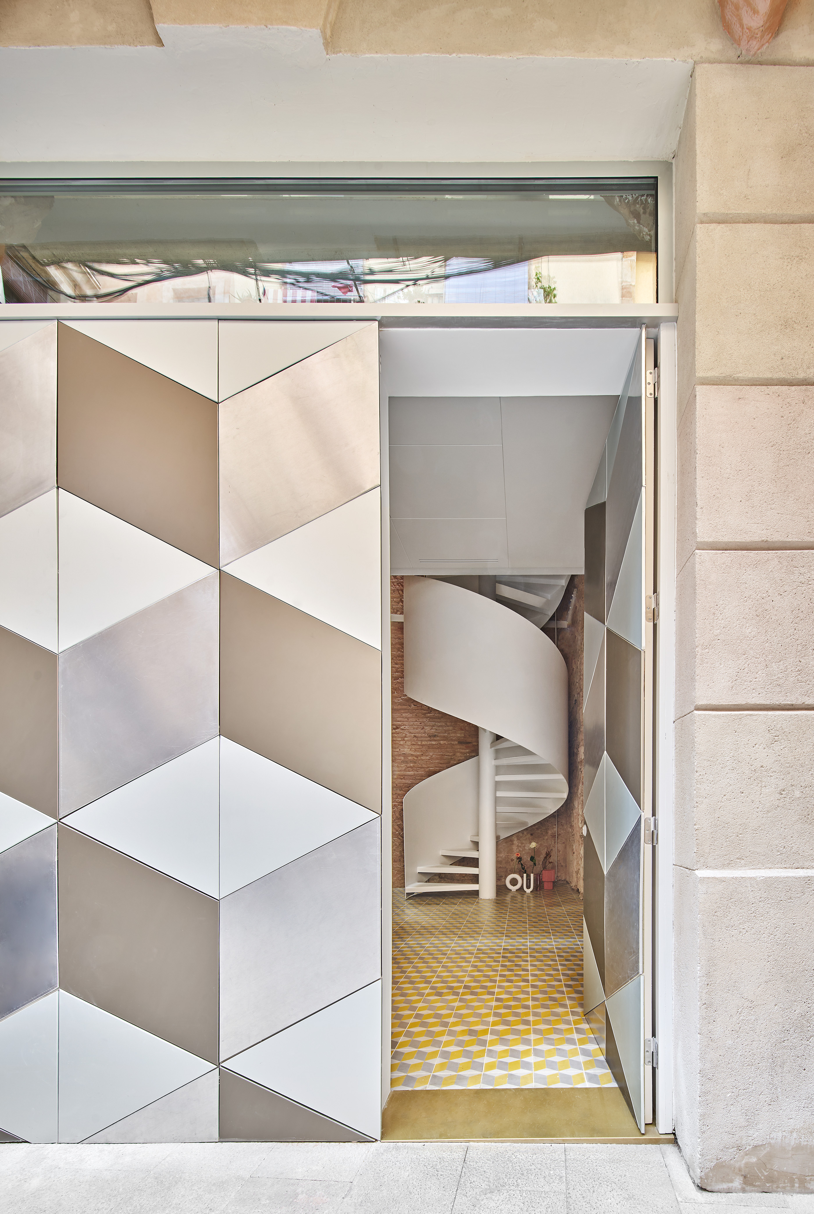 Entrance, Photo by JosÃ© Hevia