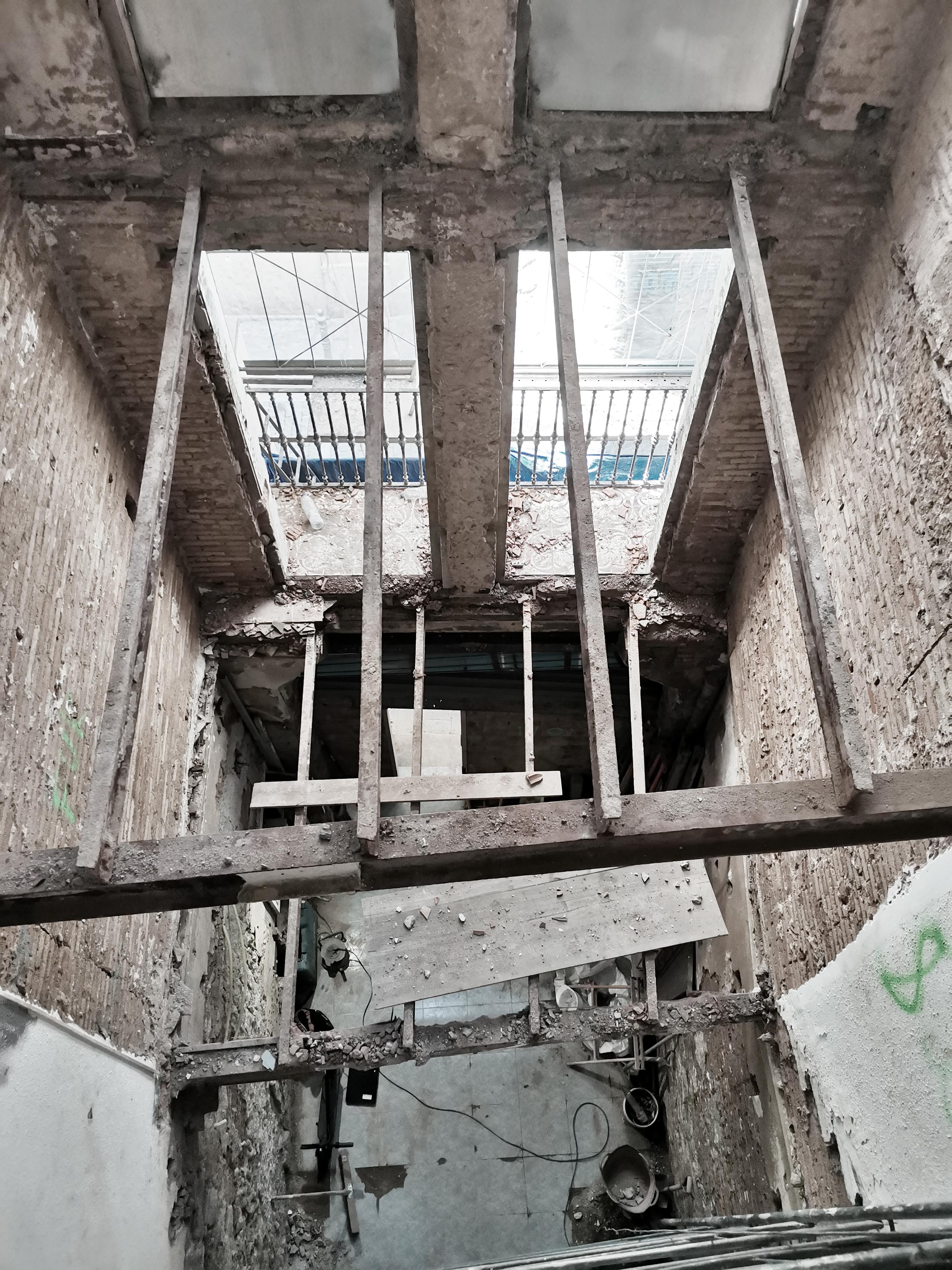 at the time of construction, Photo by JosÃ© Hevia