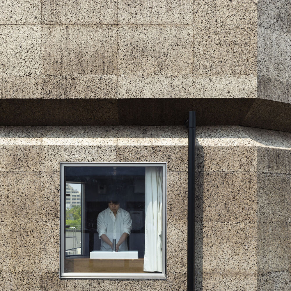 Detail faÃ§ade Bay Window Tower House, Photo by Masao Nishikawa