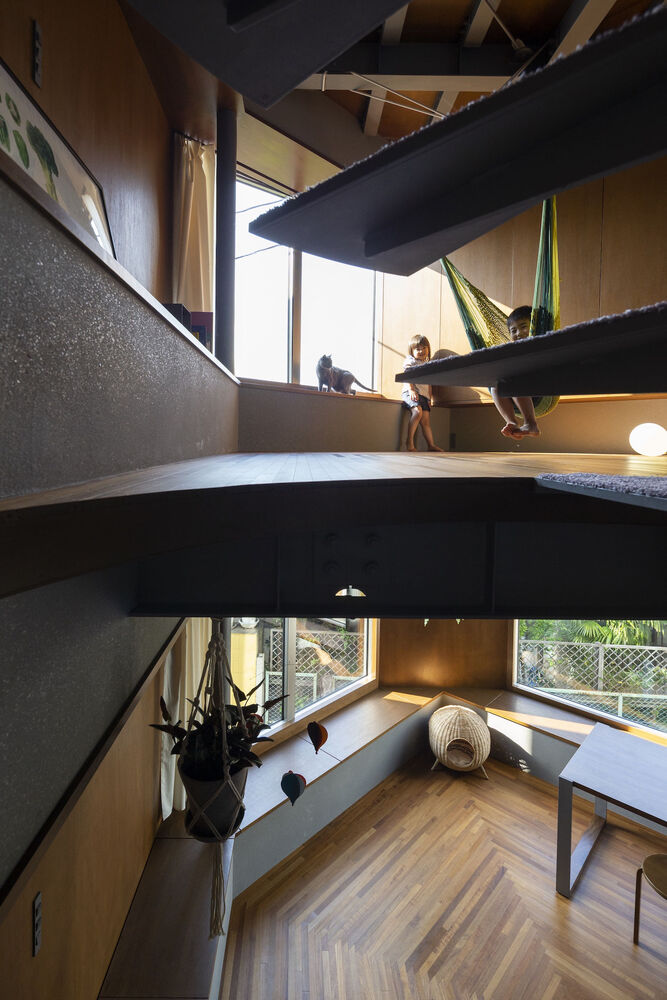 Interior Bay Window Tower House, Photo by Masao Nishikawa