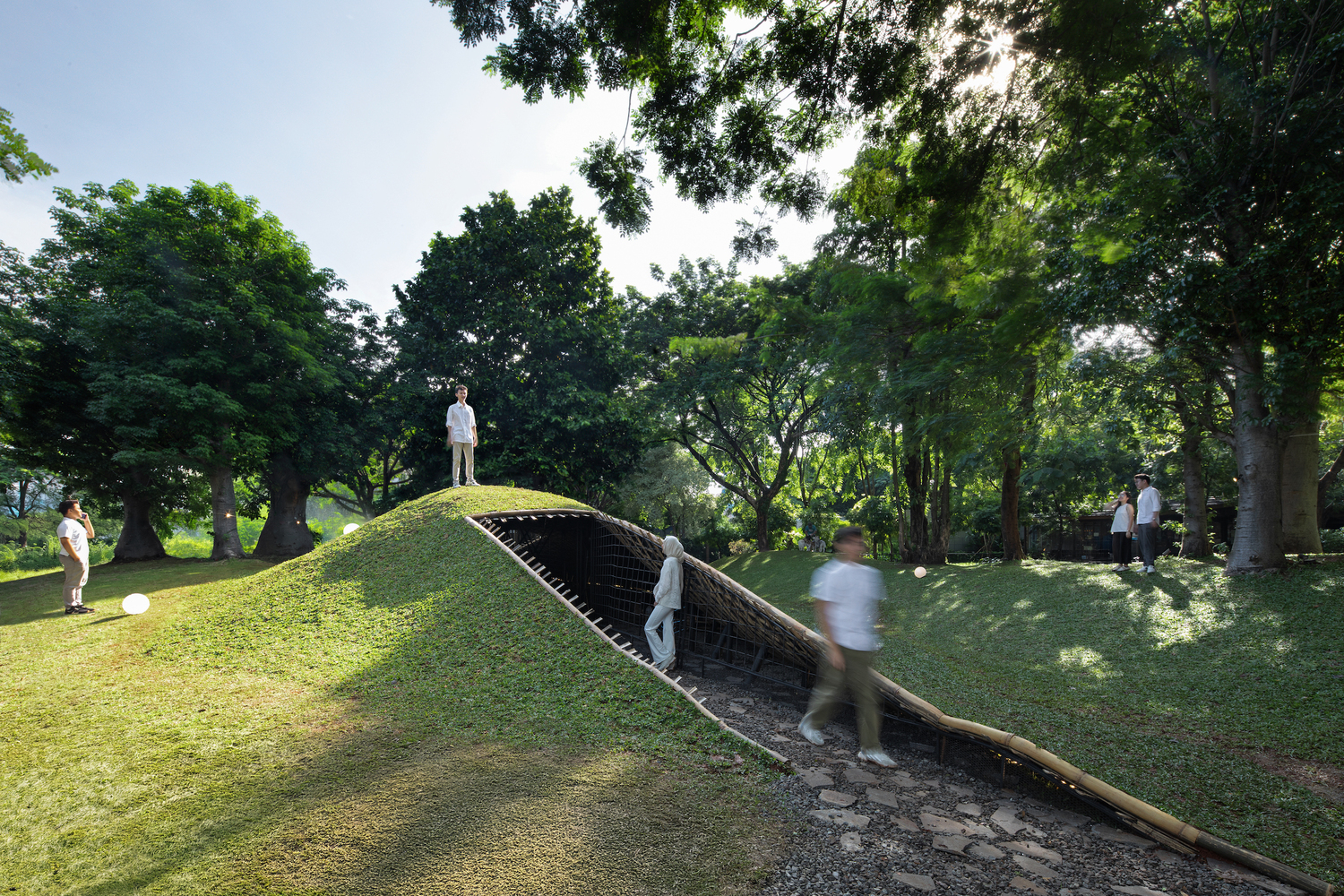 RAD+ar Engages Chickens with Design in 'Chicken Hero Pavilion' 