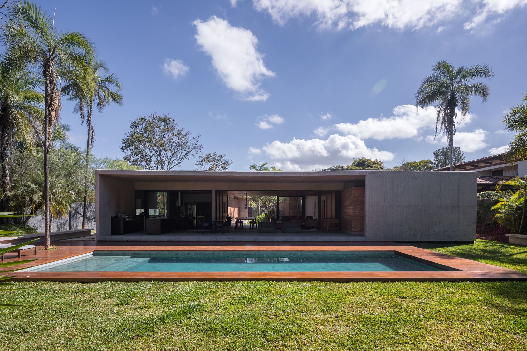 Colina House, Photo by Haruo Mikami