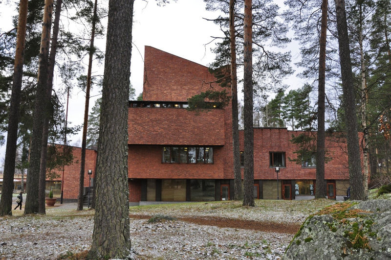 SÃ¤ynÃ¤tsalo Town Hall (cr: Fernanda Castro)