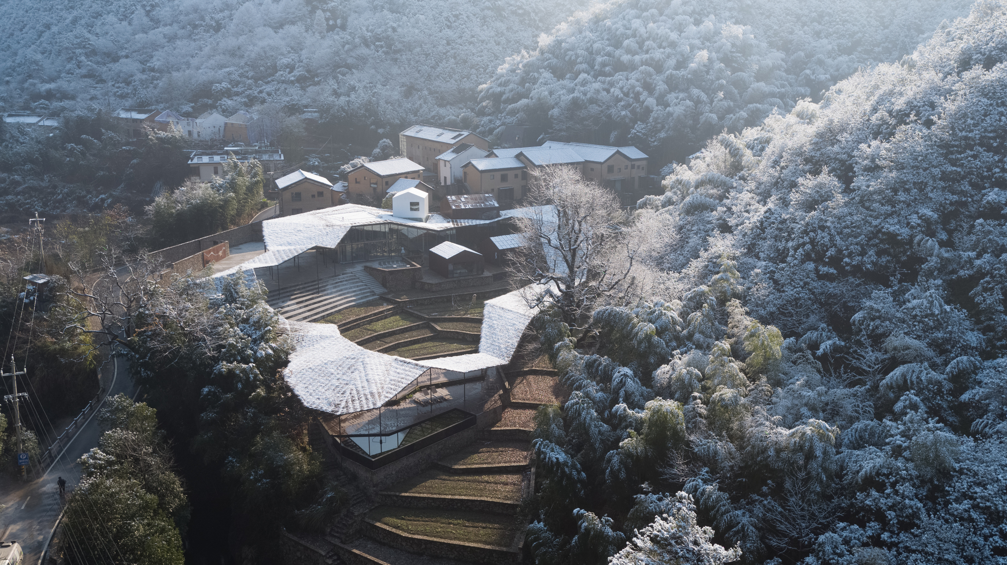 Flowing Cloud Pavilion in Hangzhou, China