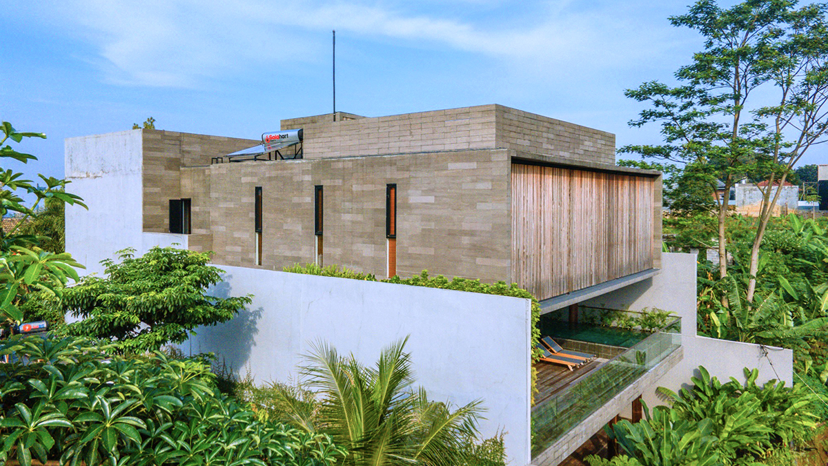 three-Storey House in North Bandung by Basio