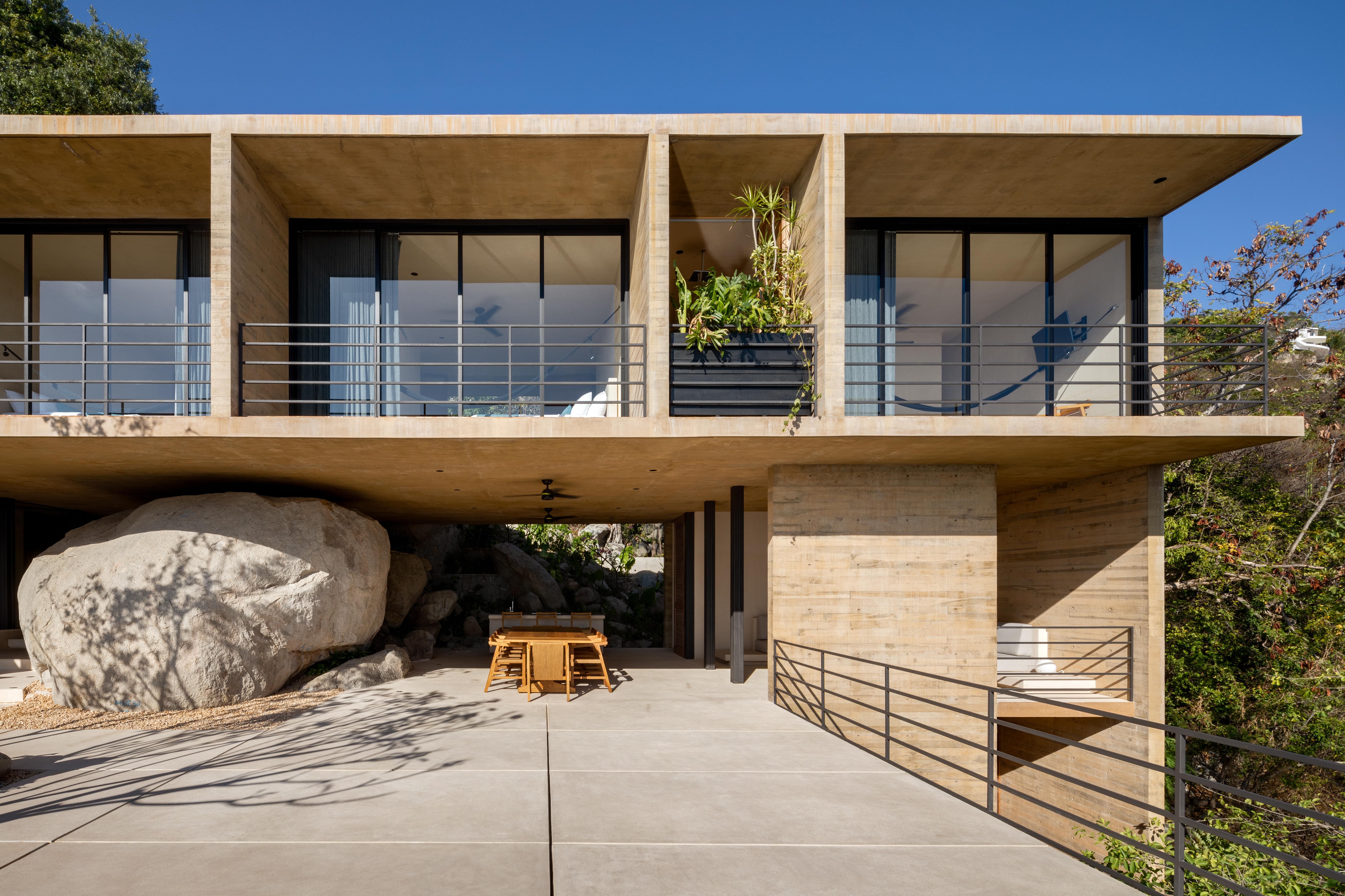 Casa Piedra by Taller Gabriela Carillo, Photo by Rafael GamoÂ 