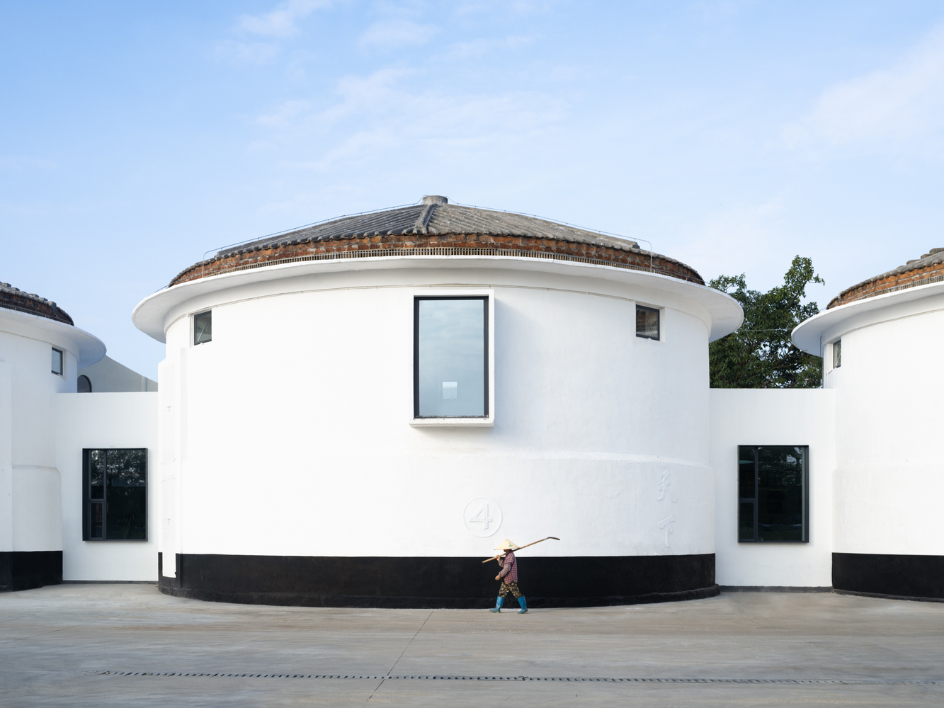 The cylindrical silo