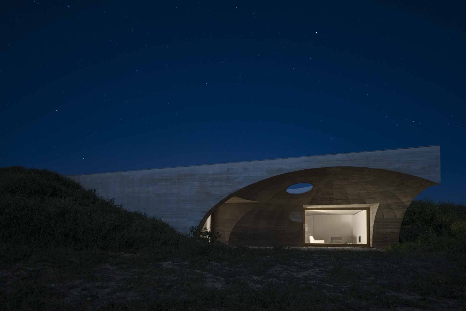 House in Monsaraz by Aires Mateus 