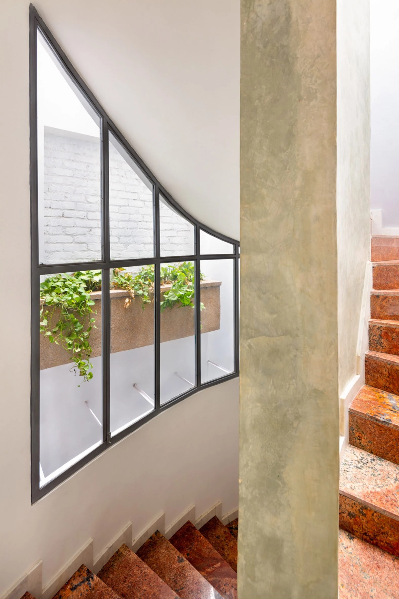 Main Stairs of The People Tree House, Photo by Andre J Fanthome
