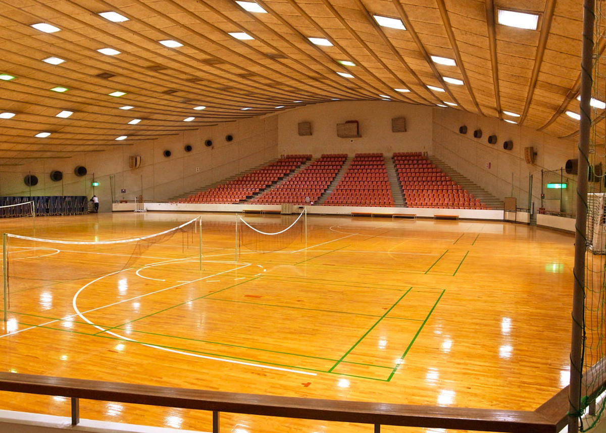 Hall interior Kagawa Prefectural Gymnasium, Photo by Noriyuki Kawanishi