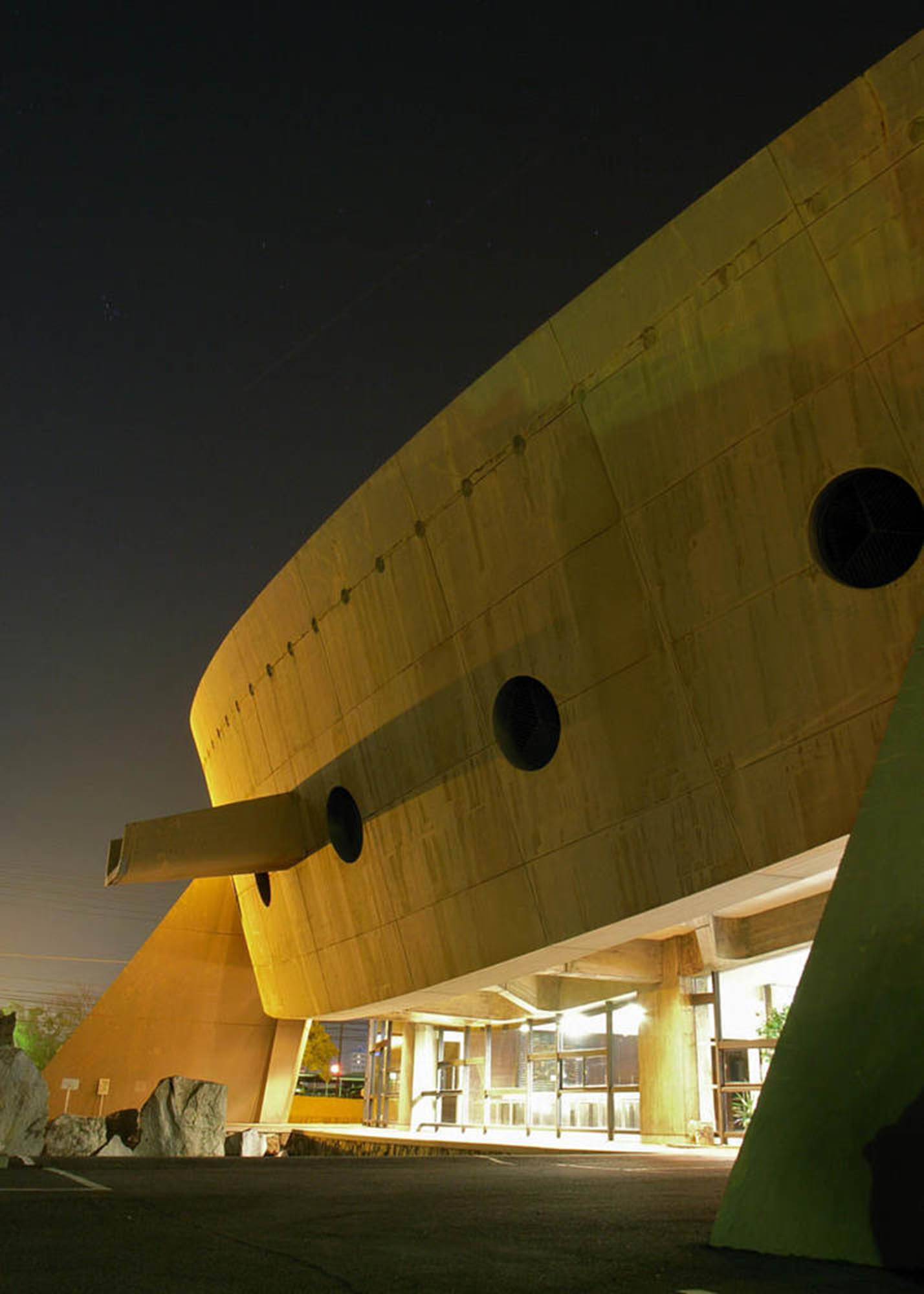 The demolition of kagawa prefectural gymnasiun