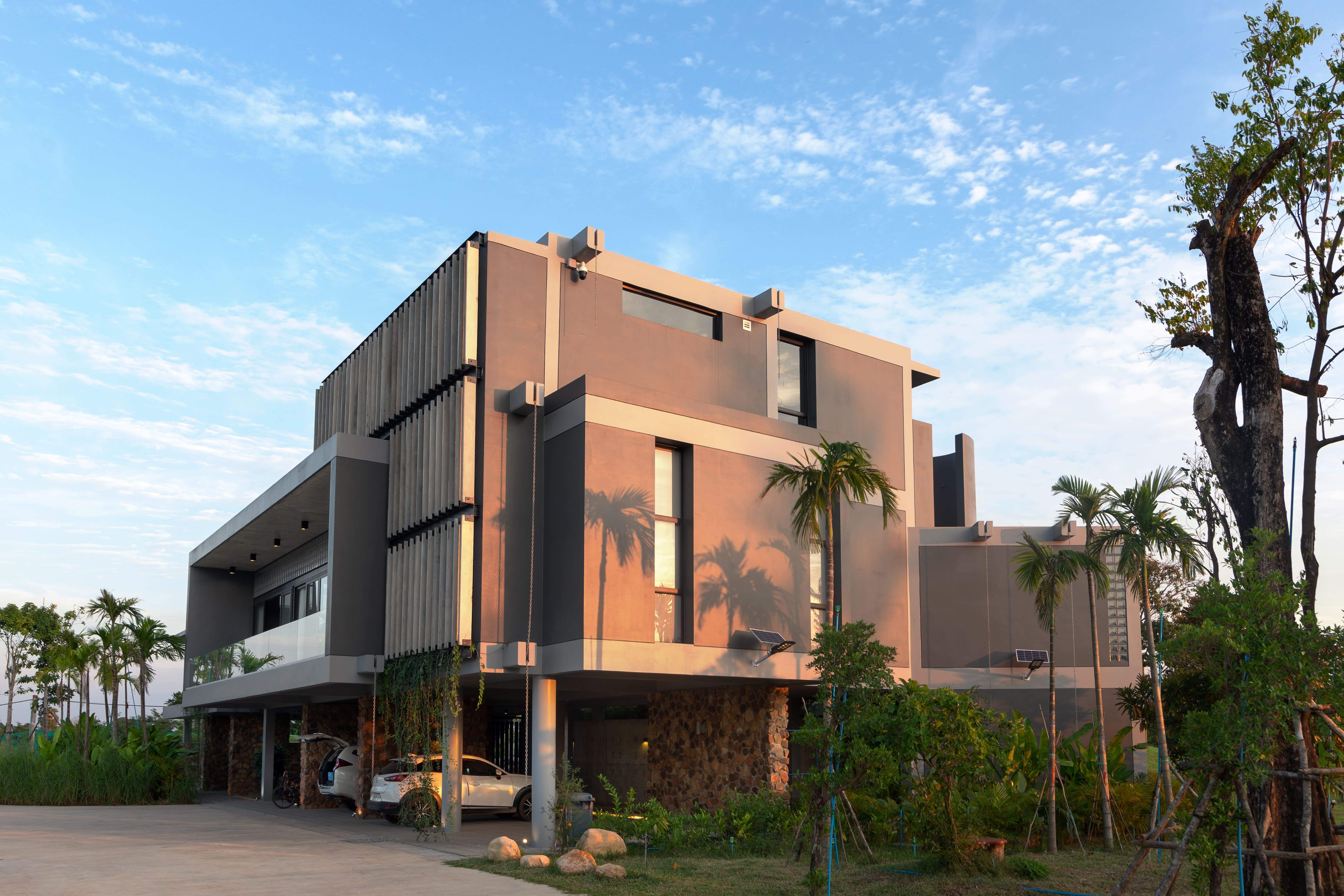 Perspectives from the front, Photo by Oudompheaktra Ang