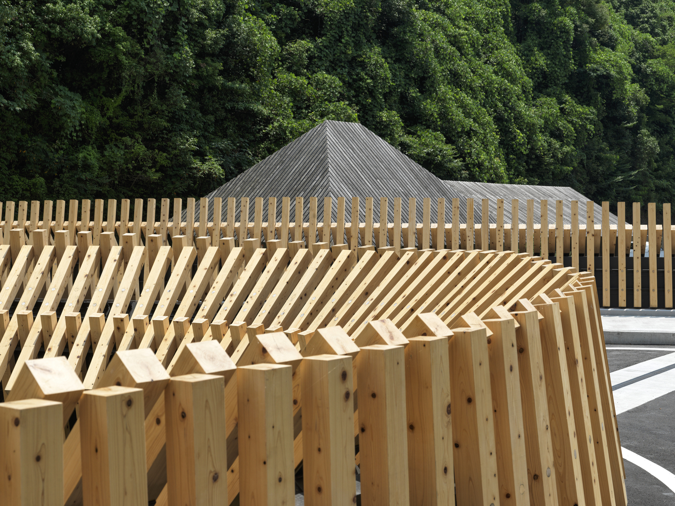 Kusugibashi by Kengo Kuma and Associates