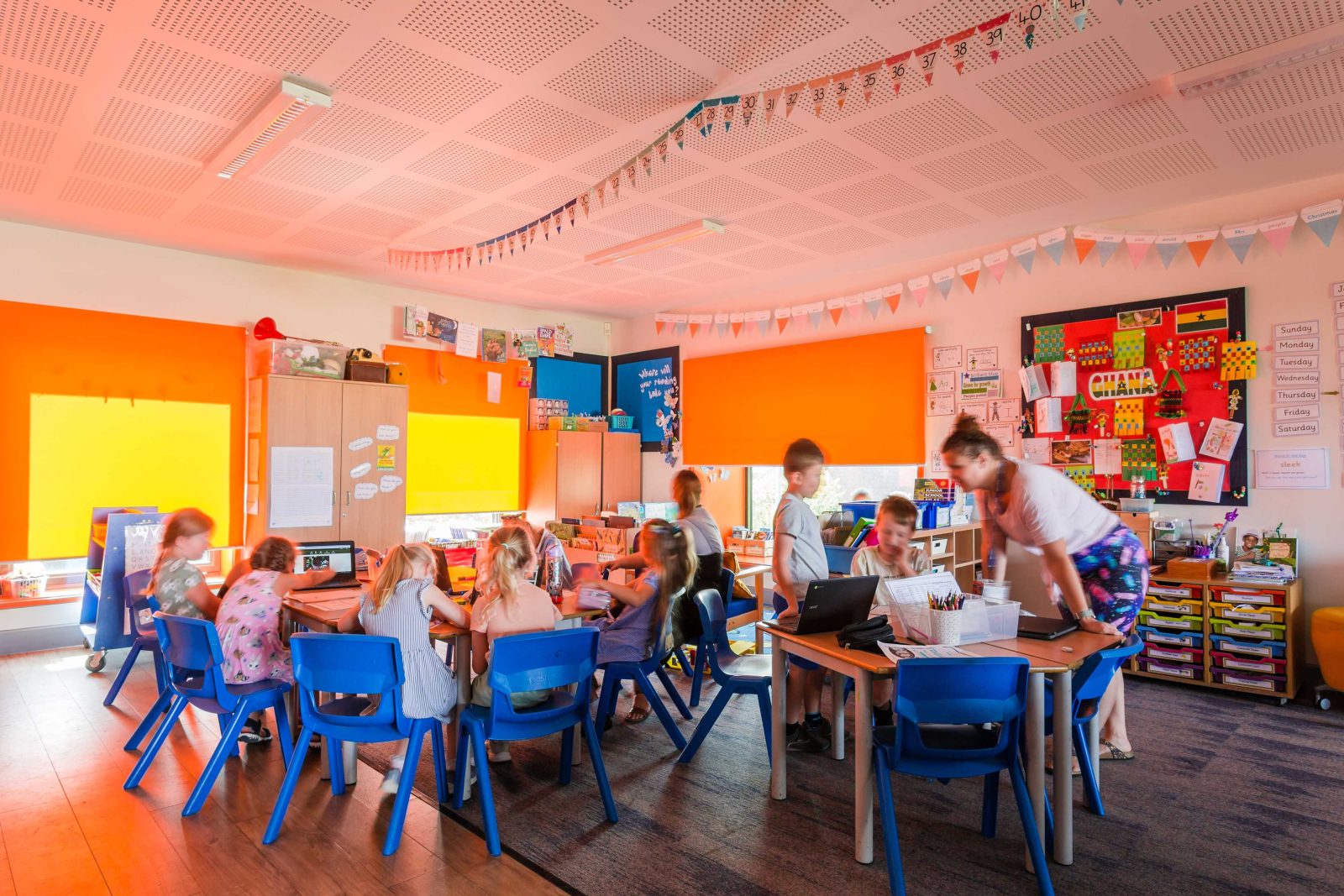 Classroom of Primary School's 'Tree House', Photo by Tom Glendinning