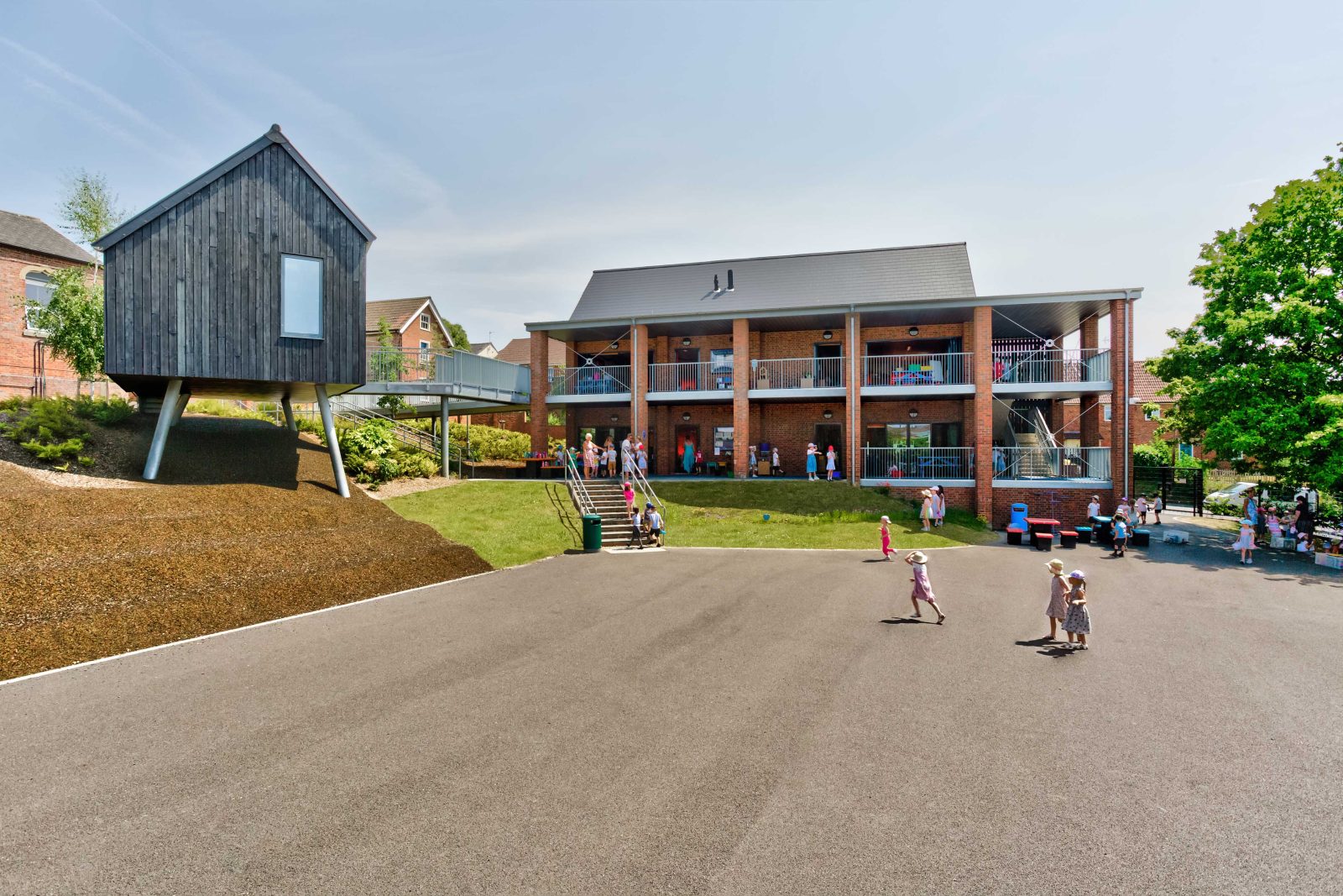Main courtyard of Primary School's 'Tree House', Photo by Tom Glendinning