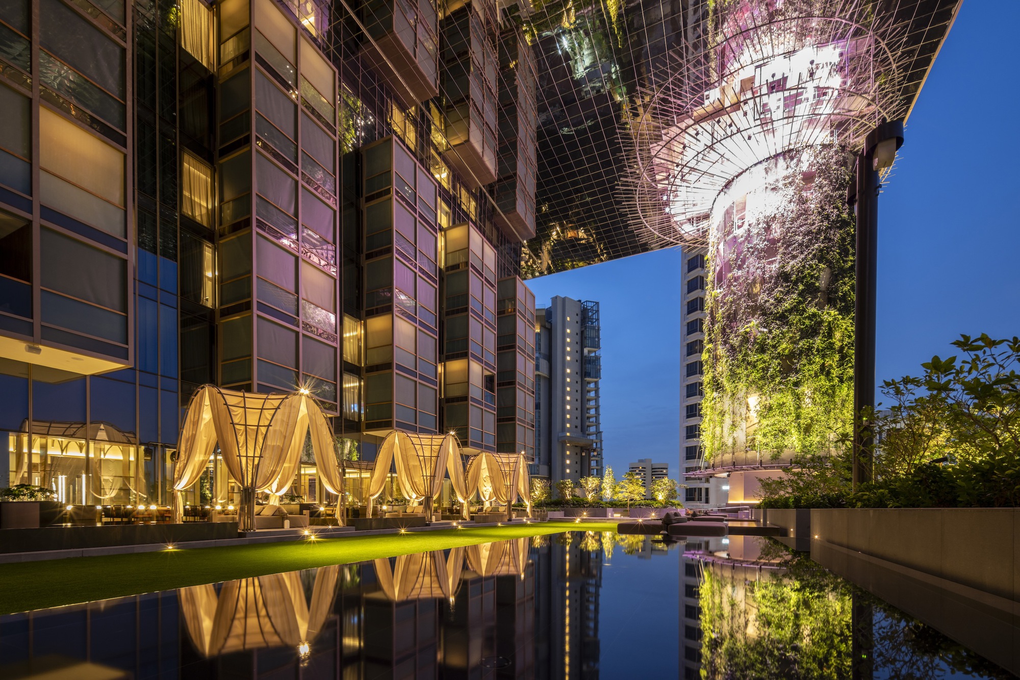 Garden Terrace of Pan Pacific Orchard Hotel