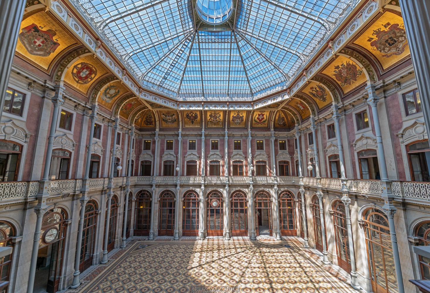 PalÃ¡cio da Bolsa by Joaquim da Costa Lima JÃºnior (cr: Juan SÃ¡ez)