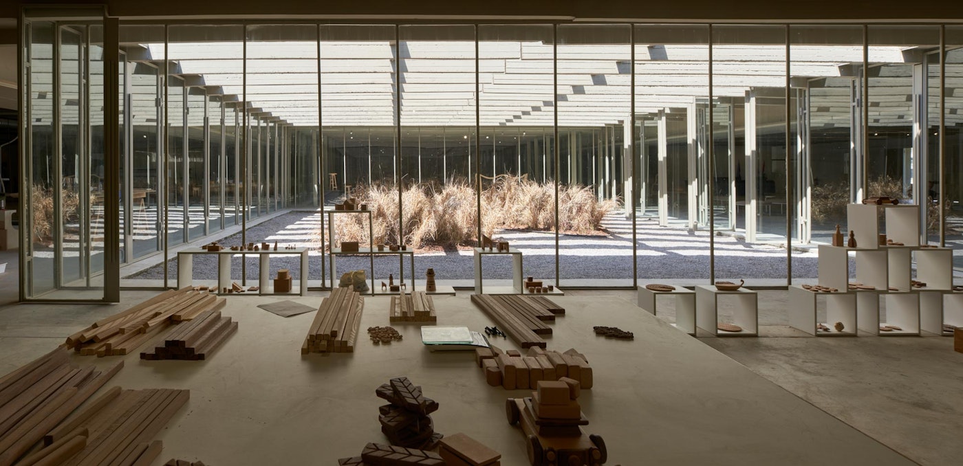 Central courtyard with the glazed partitions. (Photo by Cemal Emden)