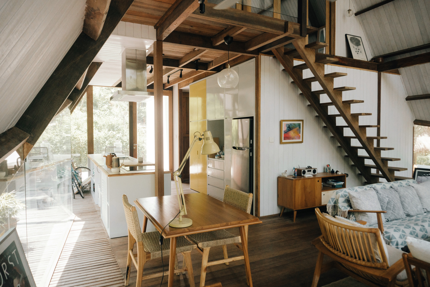 Interior living room of the RL House, Photo by Muhammad