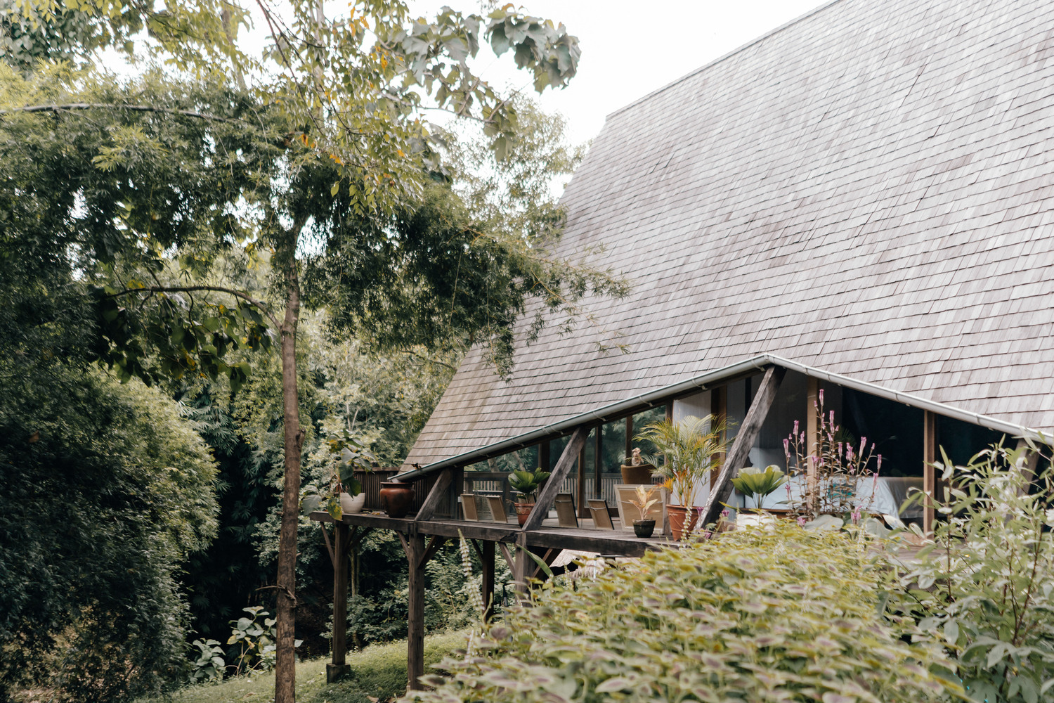 Outdoor view of the RL House, Photo by Muhammad