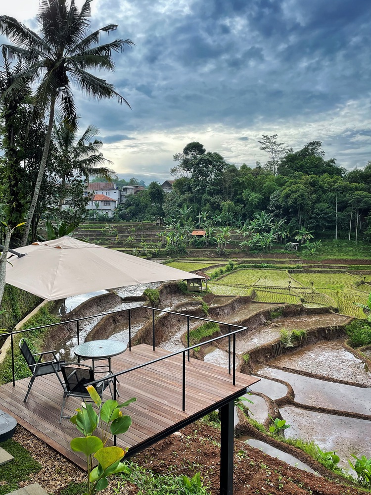 View of the communal deck of Sawasae Bunisari, Photo by Bayu Ariyanto