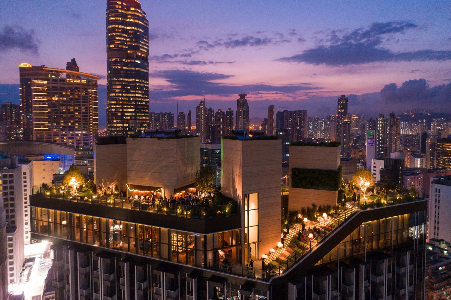 Clubhouse Mongkok Skypark by concrete