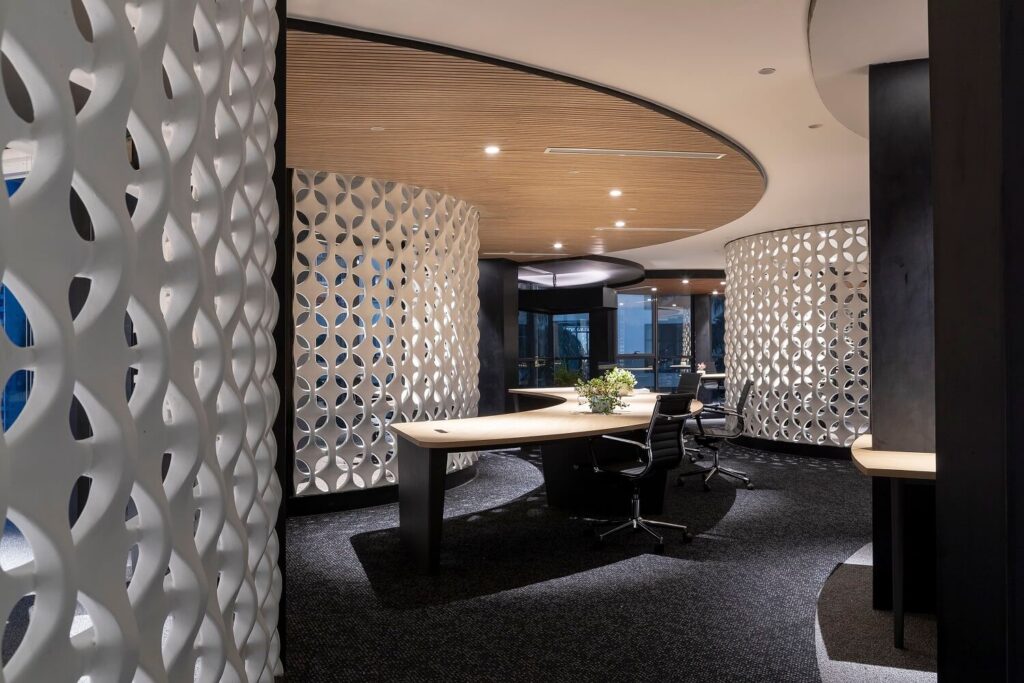 Woven Screen Office by Takashi Niwa Architects 