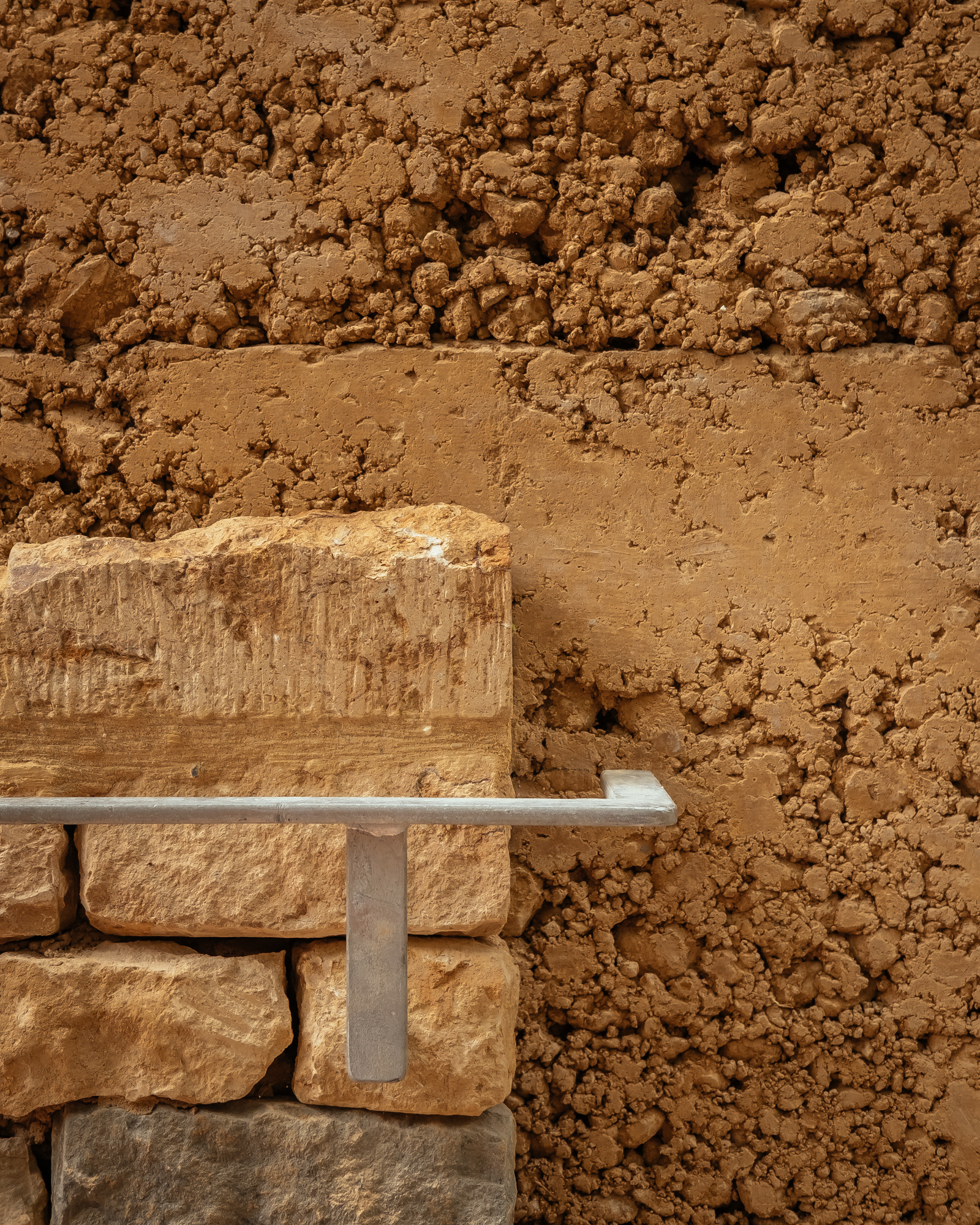 Wall details of rammed stone